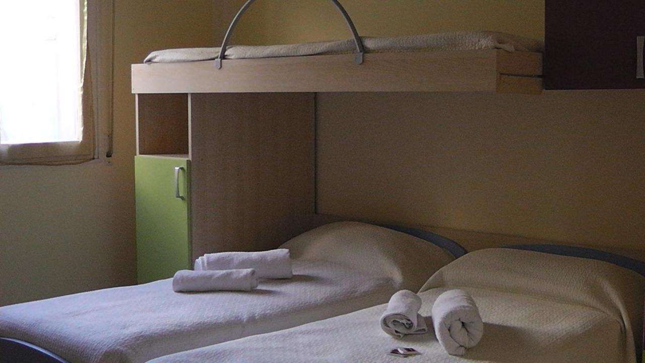 Hotel Villa Lorena Rímini Habitación foto